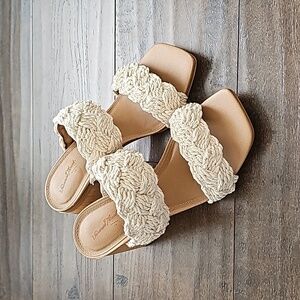 Universal Thread Heels